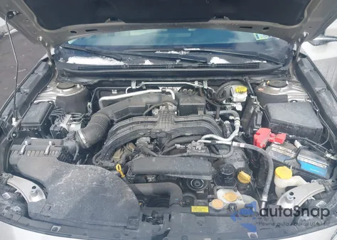 2020 Subaru Legacy Premium z USA, uszkodzony, nr VIN 4S3BWAC63L3005323